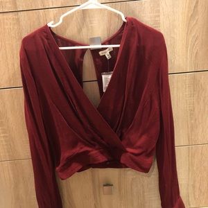 Burgundy long-sleeve crop top from Urban!